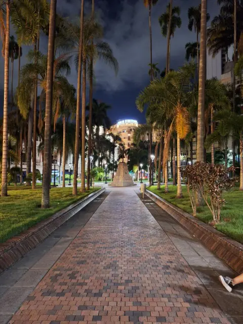 Qué ver en el centro histórico de Cali: guía para recorrerlo caminando